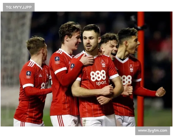 英超比赛日：焦点赛事前瞻与球迷热议，谁能脱颖而出锁定胜局